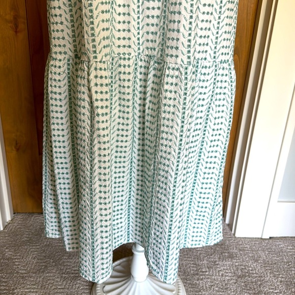 Jessica Simpson White and Blue Maxi Dress - Picture 8 of 10